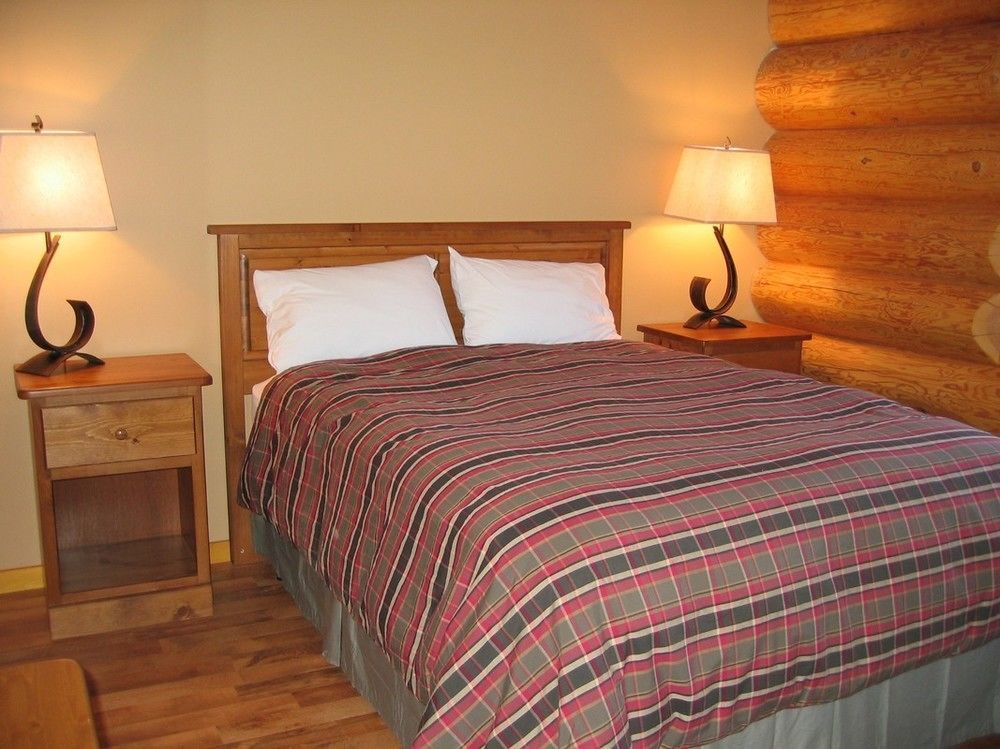 Alpine Meadows Resort Clearwater Exterior photo